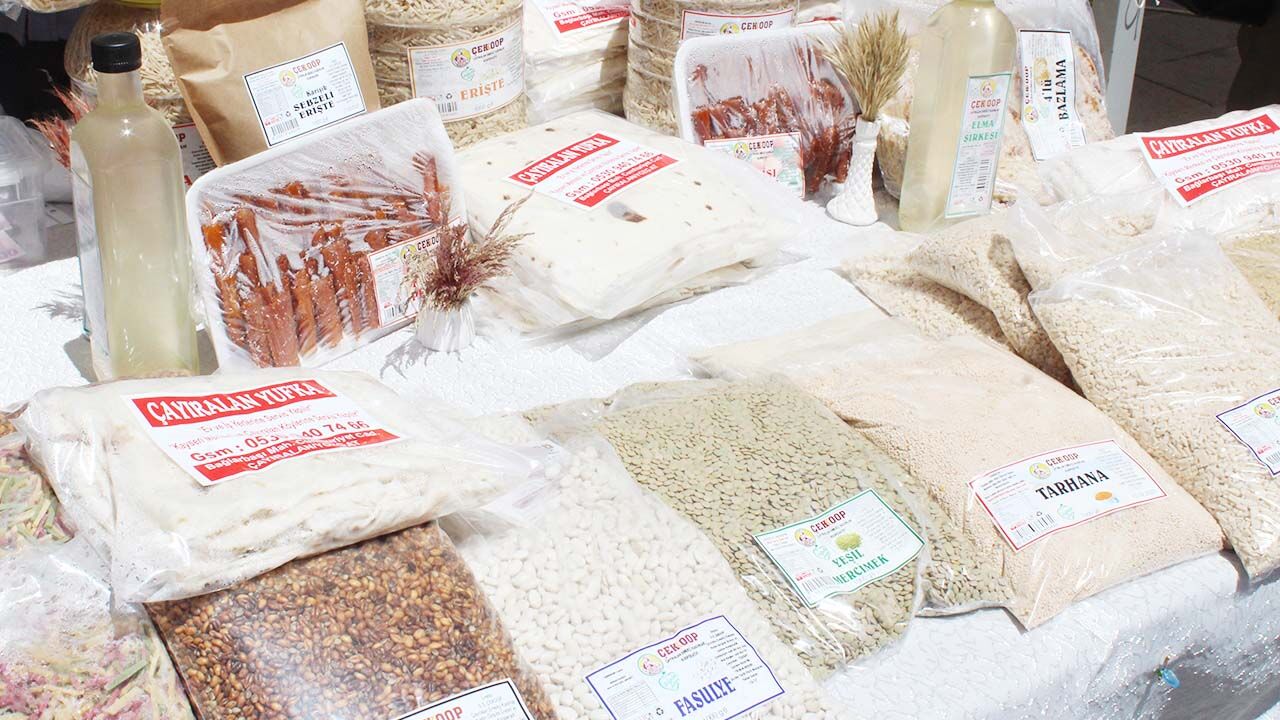 Yozgat'ta Lezzet Rüzgarı: Anne Kurabiyeleri Yarıştı! 7
