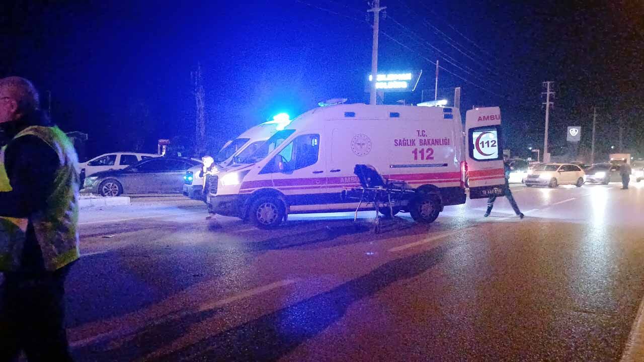 Yozgat'ın yanı başında akıl almaz olay: kontrolden çıkan otomobil tankerle çarpıştı 5
