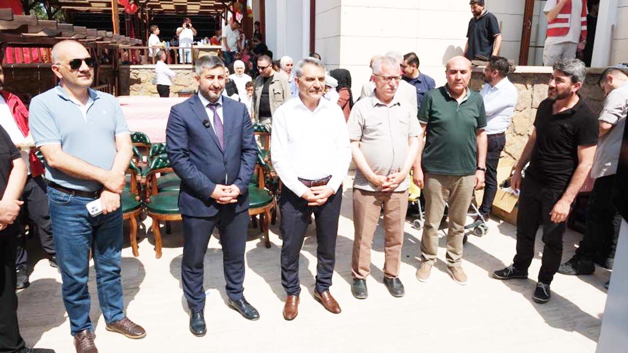 Yozgat’ta 5 Asırlık Gelenek Canlandı: 17 Çocuğa Geleneksel Sünnet Şöleni! 6