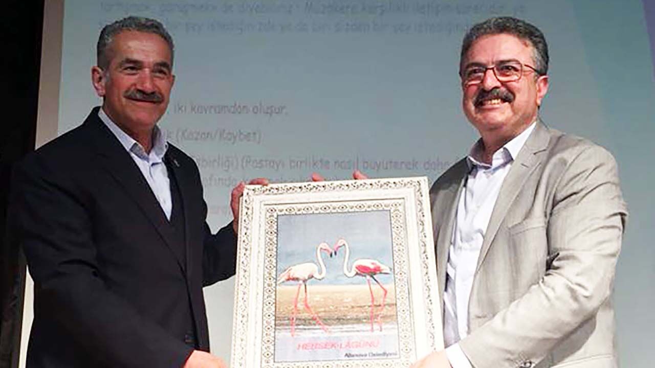 Türkiye’de siyaset ders veren Yozgatlı: Cumhurbaşkanı o gün fikri nasıl kabul etti? 15