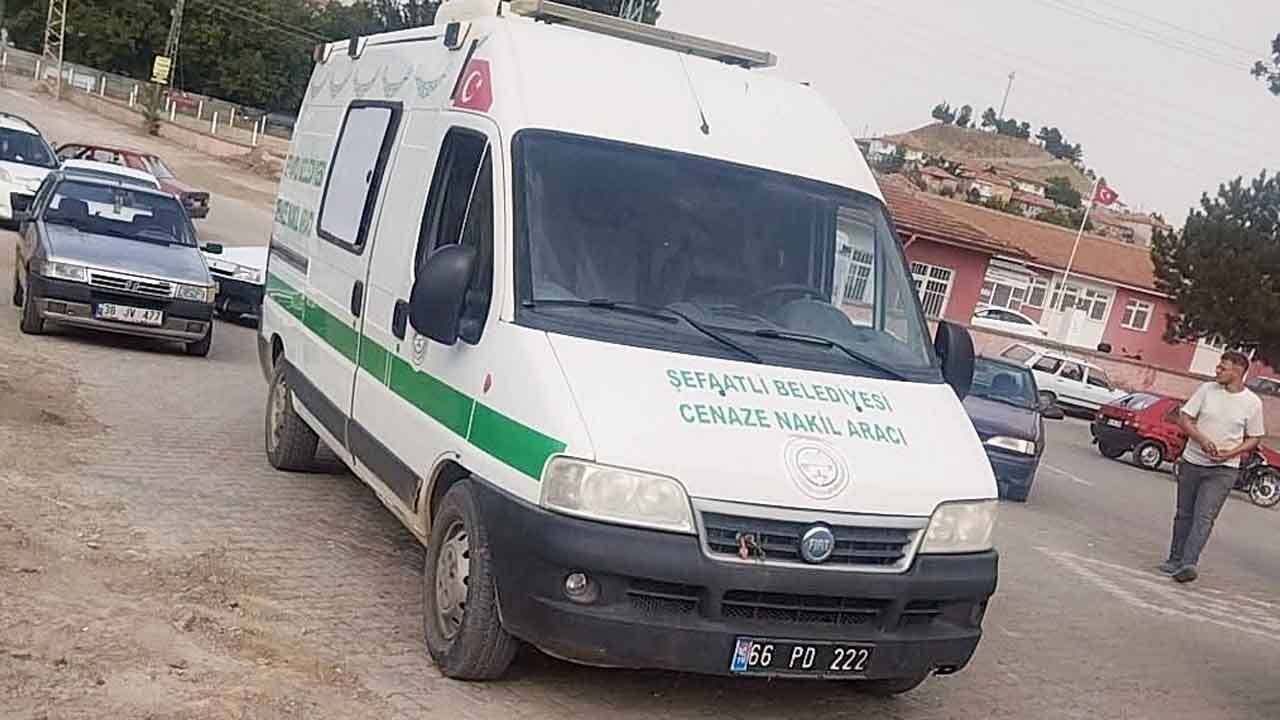 Yozgat’ta Yürek Yakan Kaza: Hemzemin Geçitte Trenin Çarptığı Kadın Hayatını Kaybetti 5