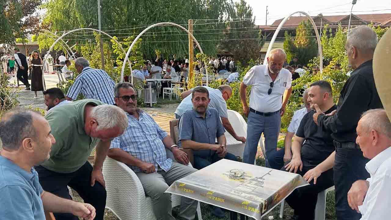 MHP Yozgat Milletvekili Ethem Sedef’ten Yoğun Yozgat Programı: Gönül Temasları, Taziyeler, Düğünler ve Sahada Siyaset 20