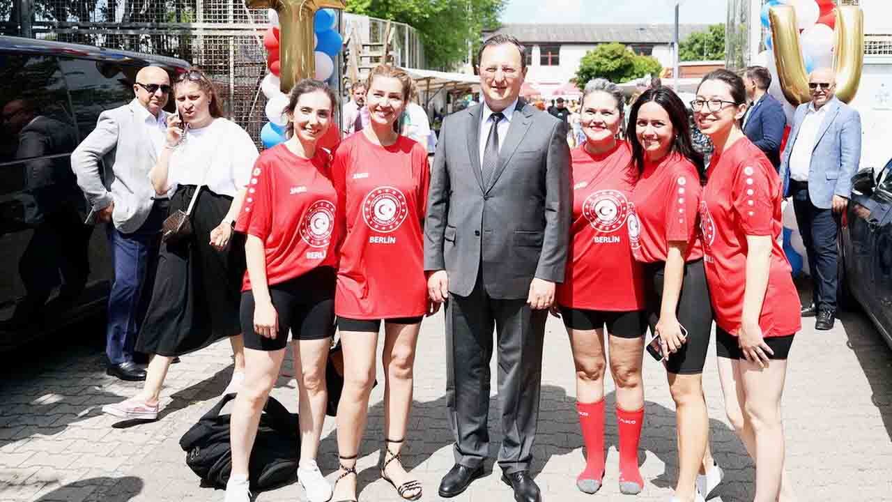 Almanya Berlin'e Türkiye'yi taşıyan Yozgatlı: adeta memleket havası estirdi 8