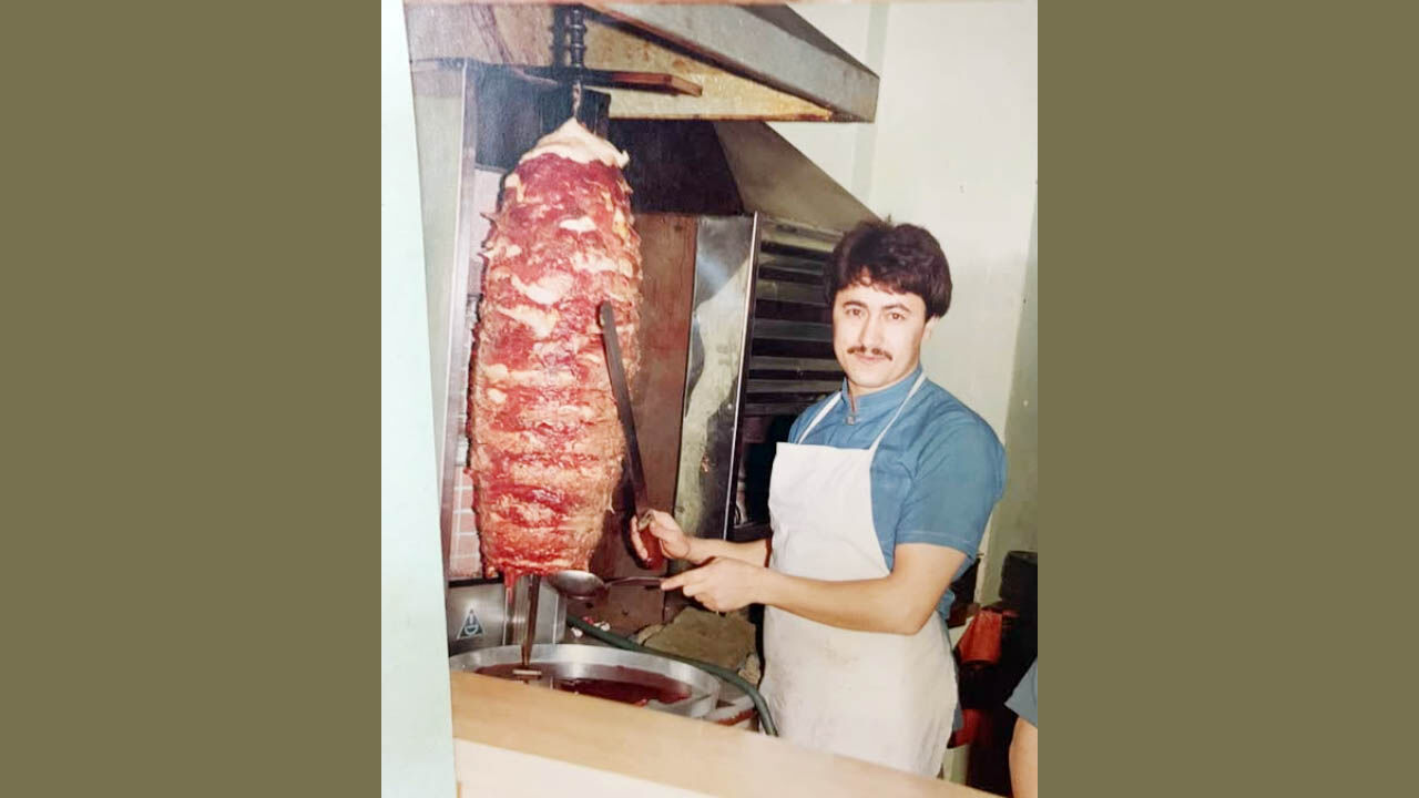 Ankara’nın Ünlü Döner Ustası İş İnsanı Hacı Emin Peçenek Son Yolculuğuna Uğurlandı 8