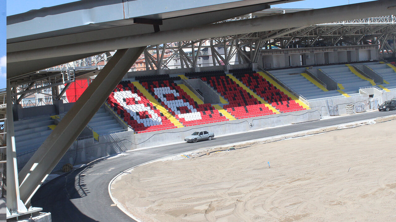 Yozgat Şehir Stadyumu yetişecek mi? 3