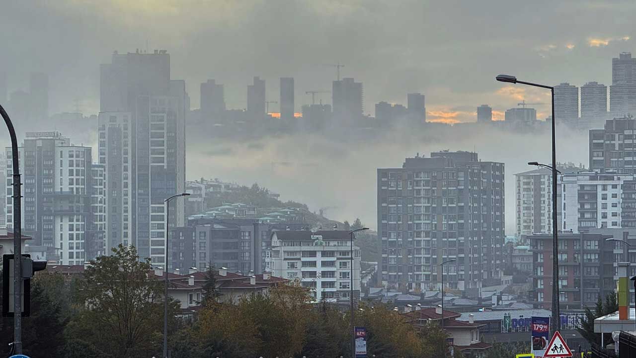 Ankara Griye Büründü: Çayyolu ve Ümitköy’de Yoğun Sis Manzarası 5