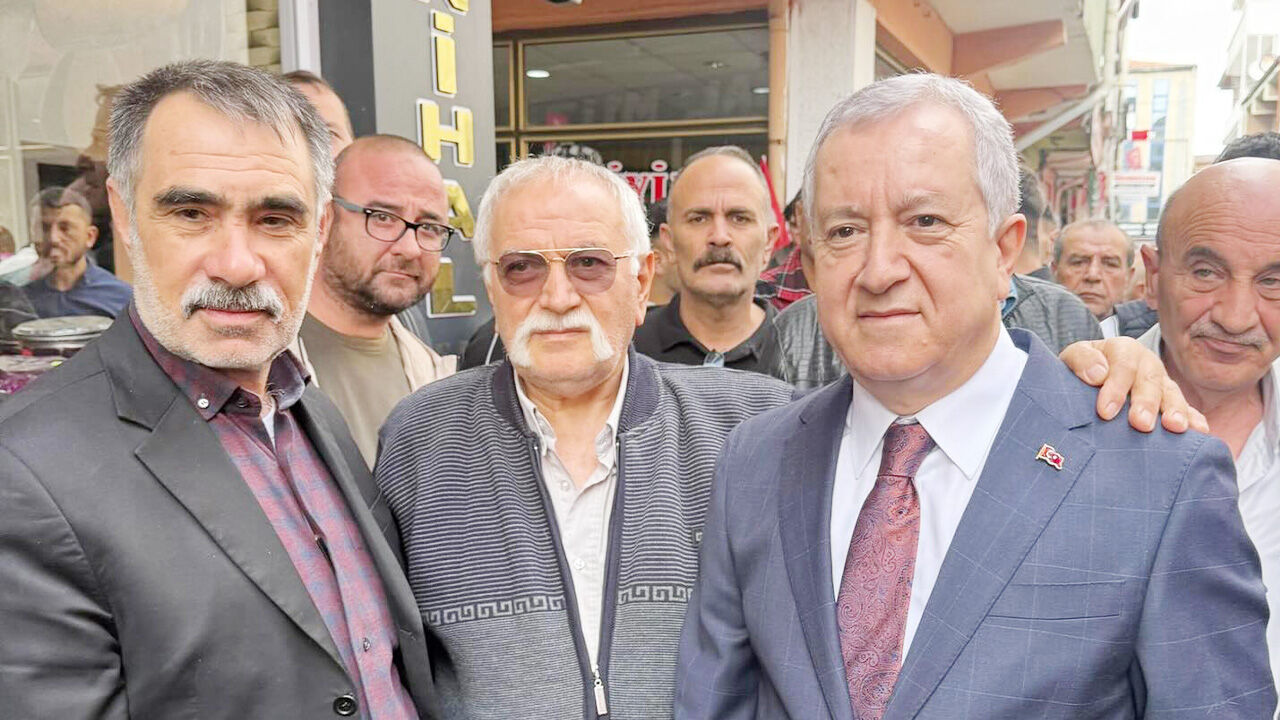 MHP Genel Başkan Yardımcısı Sadir Durmaz Baba ocağında! 4