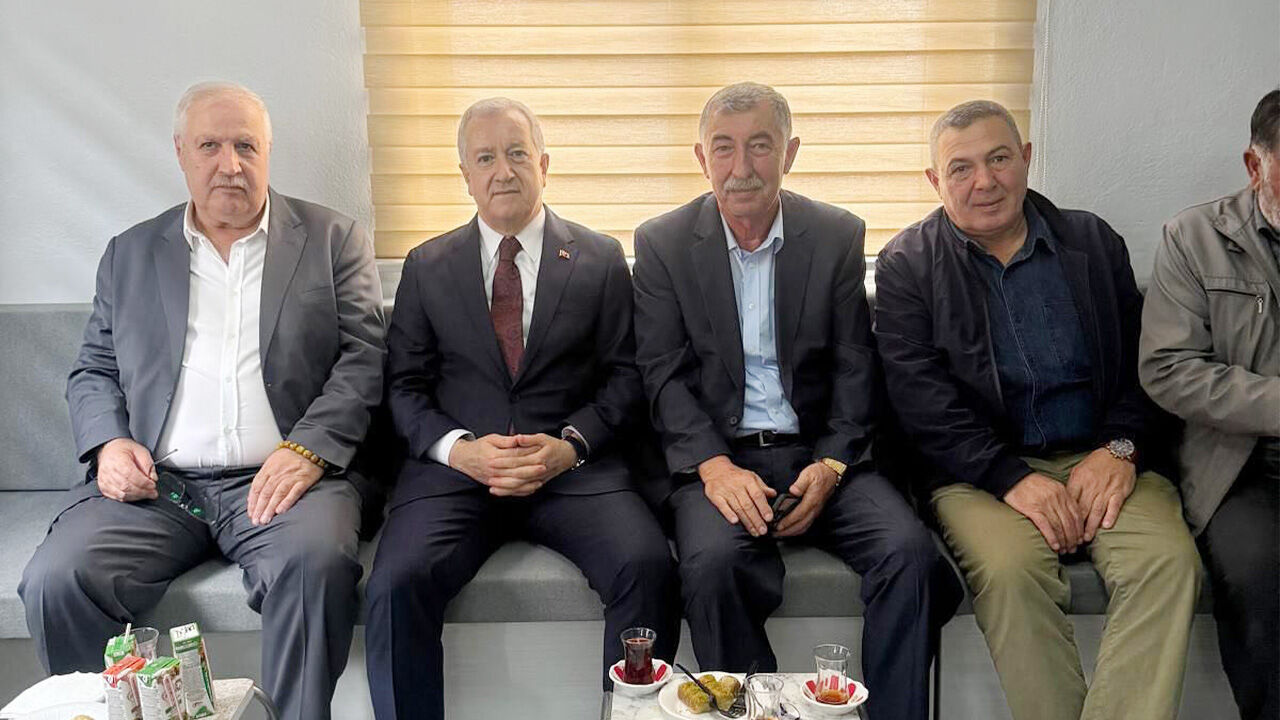 MHP Genel Başkan Yardımcısı Sadir Durmaz Baba ocağında! 1
