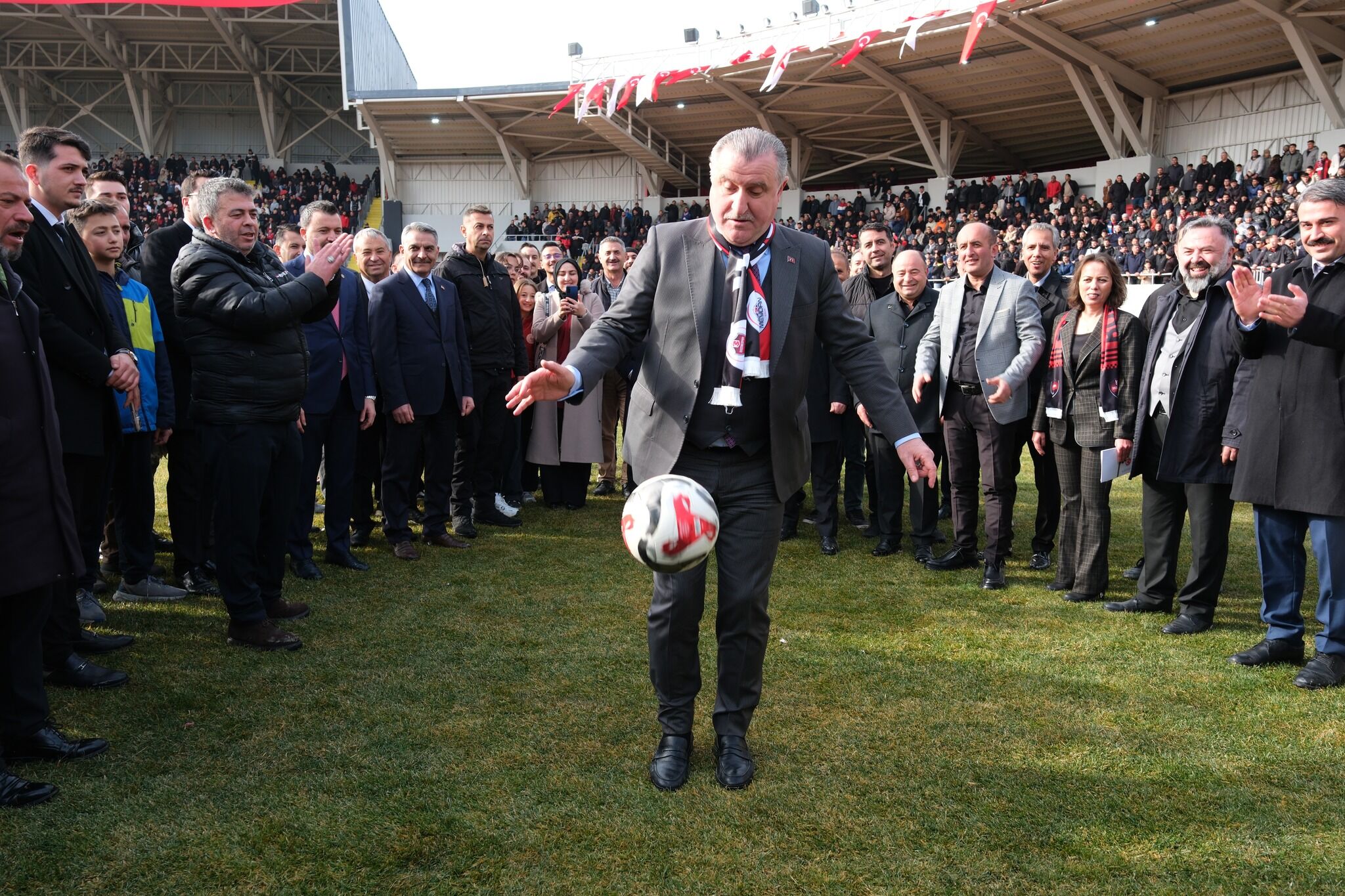 Yozgat Bozokspor için yağmur gibi yağdırdılar! 3
