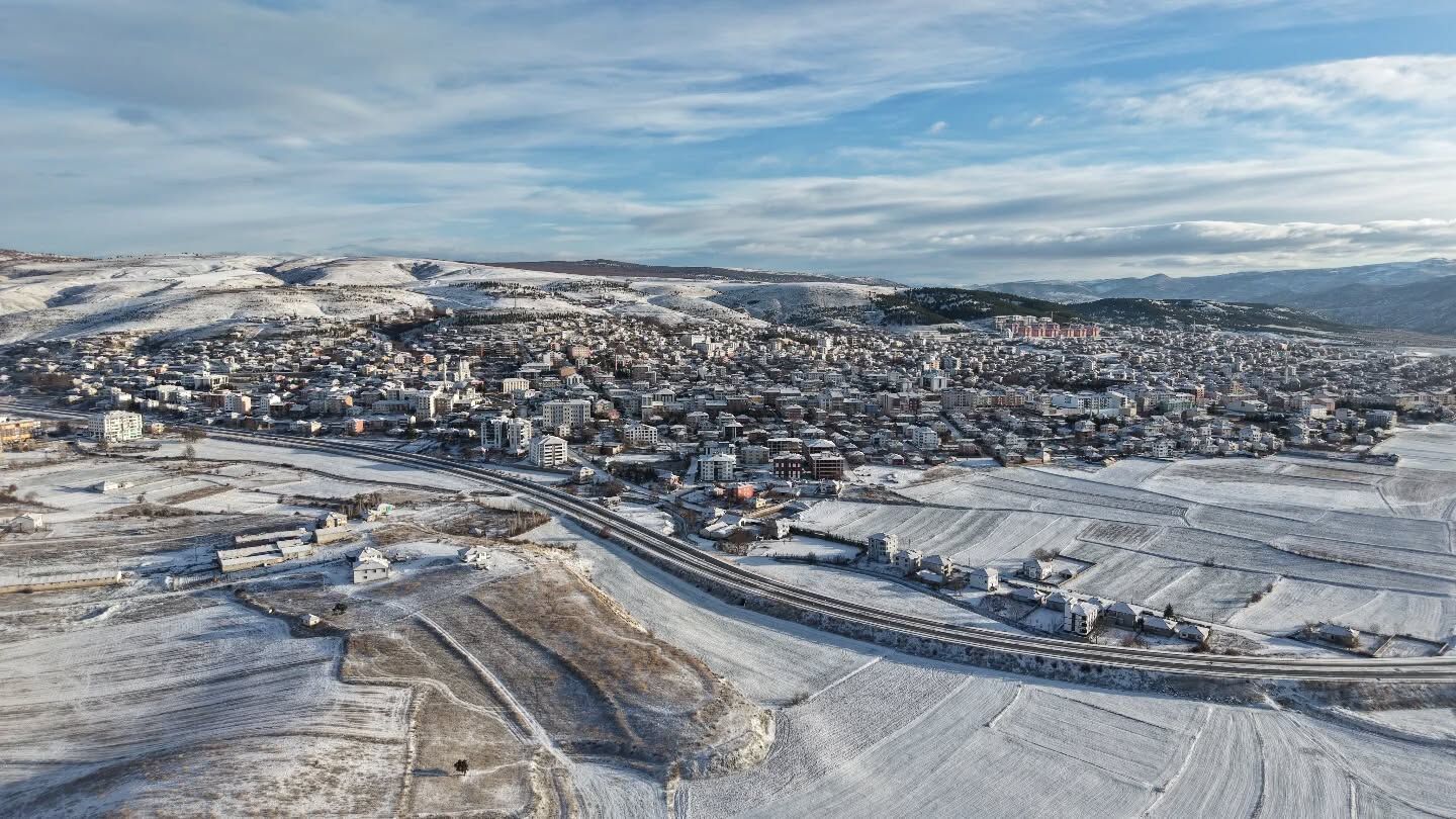 Yozgat’ta Kar Yağışı Etkili Oldu: Çekerek Beyaza Büründü 5