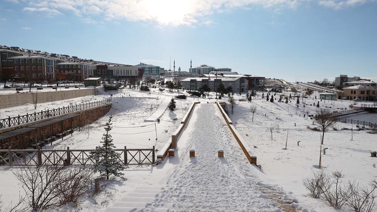 Yozgat’ta kar en çok oraya yakışıyor! 2
