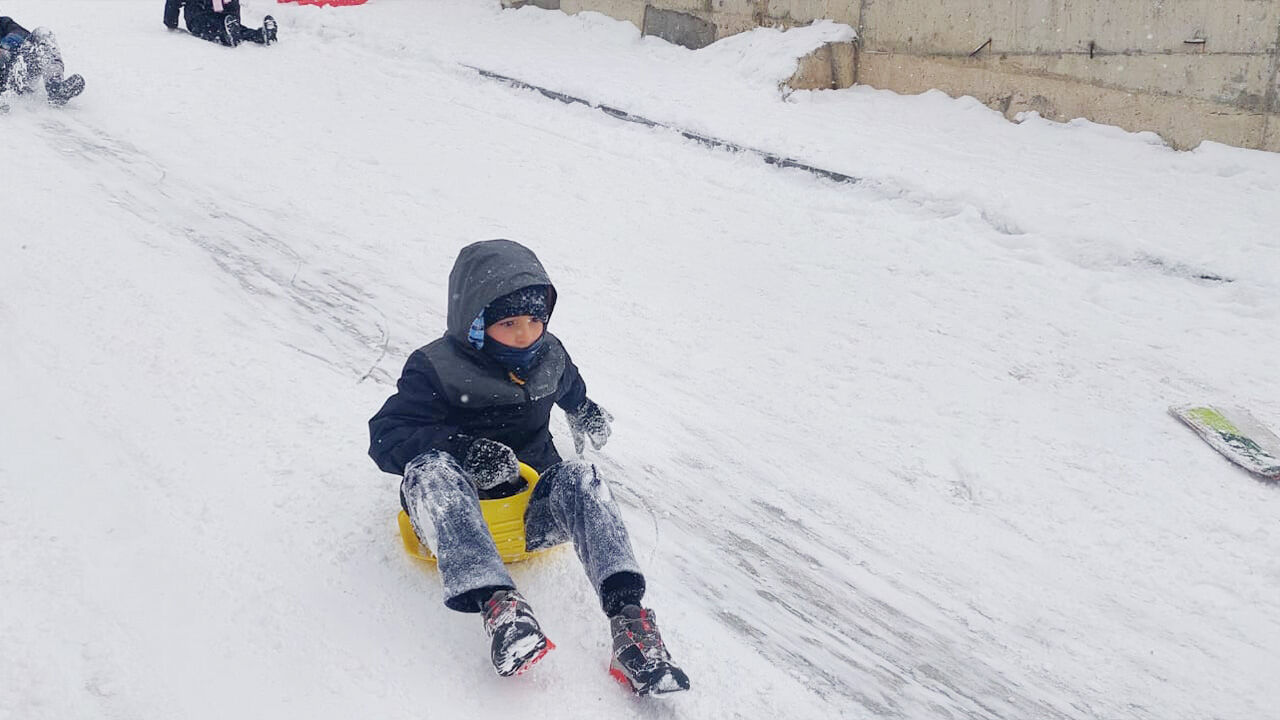Yozgat’ta kar yağışı eğlenceye dönüştü 7
