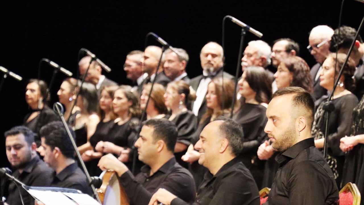 Gebze Teknik Üniversitesi’nde Selami Şahin Gecesi: TSM Korosu’ndan “Elveda Diyemem Ki” Finali 6