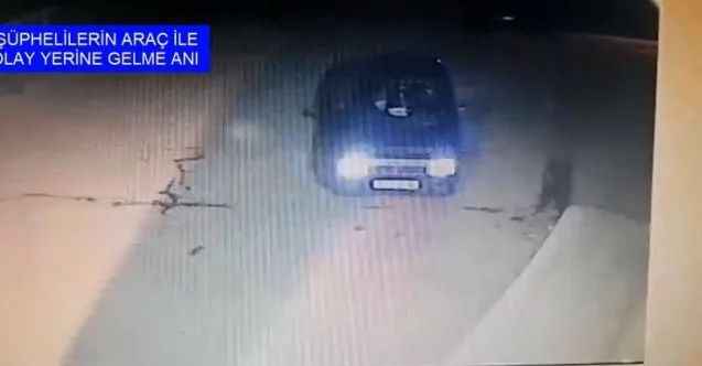 Hırsızlar çaldıkları altınlarla araç takas ederken yakalandılar