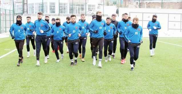 Yozgatspor 1959 FK Teknik Sorumlusu Hasan Sarıkaya:    “10 final maçı oynayacağız”