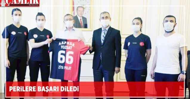 Yozgat Aile Sosyal Politikalar Gençlik ve Spor Kulübü yönetici ve oyuncuları Vali Ziya Polat’ı ziyaret etti