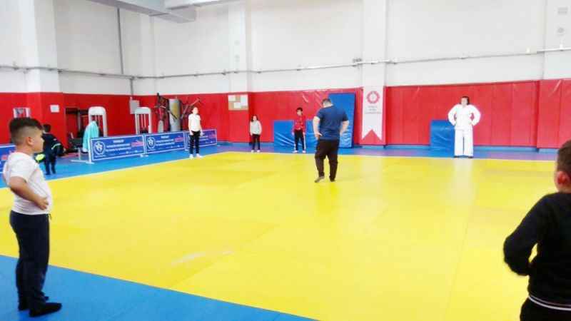 Judo antrenmanları sürüyor