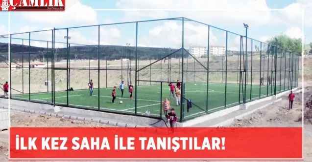 Yozgat’ta Gençlik ve Spor Bakanlığı ile Spor Toto Teşkilatı Başkanlığı’nın katkılarıyla Yozgat Belediyesince “15 mahalleye 15 halı saha projesi”ni hayata geçirdiler