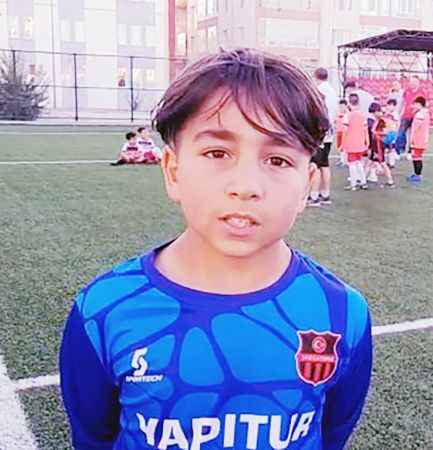 Yozgatspor Futbol Okulu gençlerinin hedefi büyük