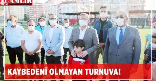 Gençlik ve Spor İl Müdürlüğü ile Yozgat Amatör Spor Kulüpleri Federasyonunun ortaklaşa düzenlediği U-13 Yıldızlar futbol şenliği tamamlandı