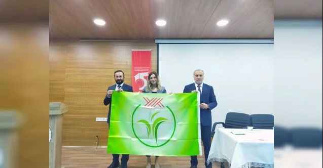 Yozgat Bozok Üniversitesi Çekerek Fuat Oktay Sağlık Hizmetleri Meslek Yüksek Okulunun mekanda erişim kategorisinde bayrak değiştirdi