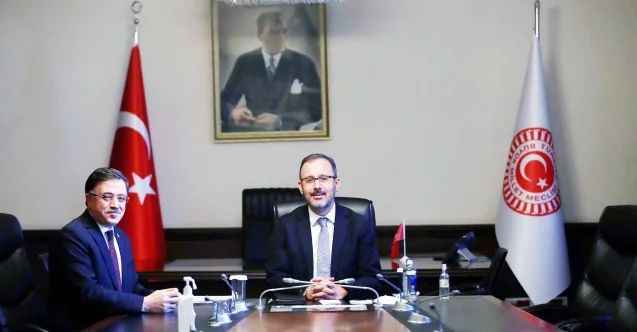 AK Parti Yozgat Milletvekili Yusuf Başer, Gençlik ve Spor Bakanı Mehmet Muharrem Kasapoğlu’nu ziyaret etti