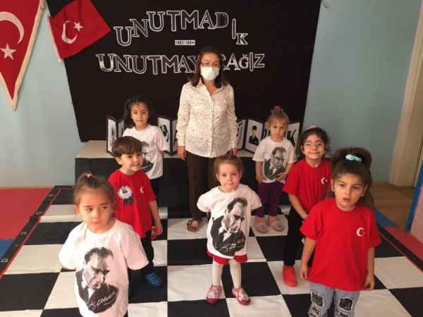 Yozgat'ta kreş öğrencileri Atatürk'ün vefatının 83'ü yılında andı