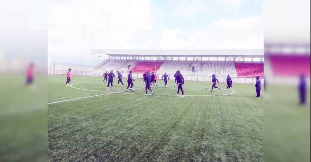 Bölgesel Amatör Lig  de mücadele eden temsilcimiz Sorgun Belediyespor ligin üçüncü haftasında deplasmanda karşılaşacağı Mucur Yabanlıspor maçının hazırlıklarını sürdürüyor