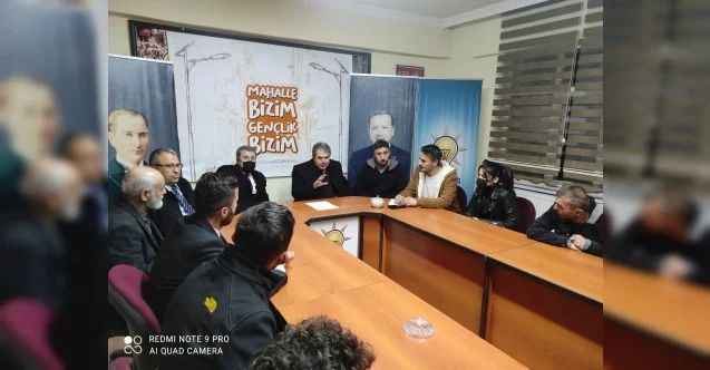 AK Parti Akdağmadeni İlçe Başkanı Adem Darımla, gençlerle bir araya geldi