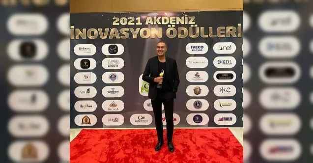 Yozgatlı sanatçı Mümin Sarıkaya'ya ödül
