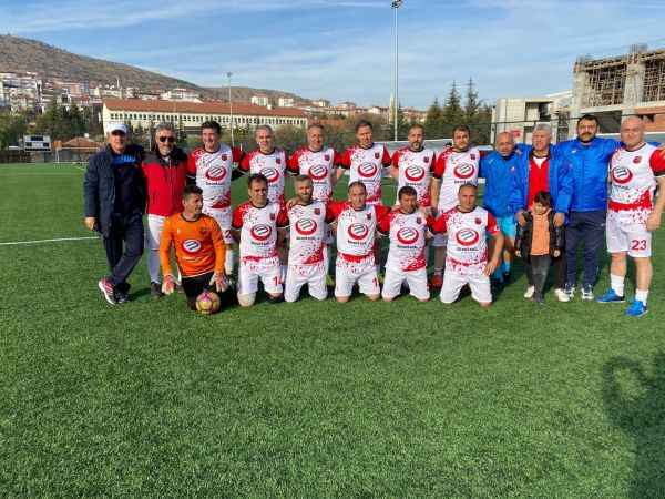 Orta Anadolu Masterler Liginde mücadele eden Yozgatspor Masterler Derneği ilk galibiyetini aldı