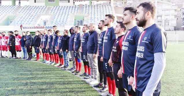 Yozgatlı Dernekler Federasyonu’nun Arslan Taşkın ve İsmail Altunok Anısına düzenlediği futbol turnuvasını sürüyor