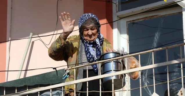 Yenimahalle’de 85 yaşındaki Fatma Teyze’den Korona’ya ip önlemi