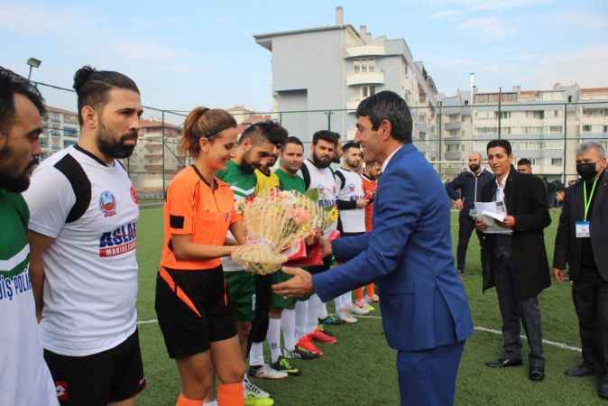 Başkentteki Yozgatlı Dernekler Federasyonun Düzenlediği "Emniyet Müdürü Hasan Çevik Futbol Turnuvası’nda  Büyük Nefes Şampiyon Oldu