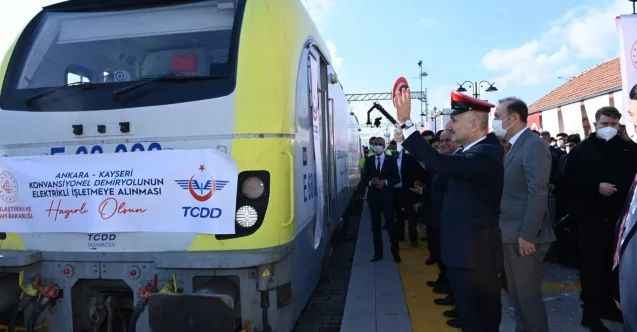 Ulaştırma ve Altyapı Bakanı Adil Karaismailoğlu, Yatırımlardaki demiryolu payını 2023 yılında artıaracaklarını söyledi
