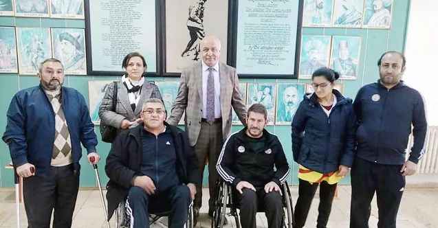 Tekerlekli Sandalye Basketbol 3. Liginde mücadele eden temsilcimiz Sorgun Umut Engelliler Spor Kulübü, Doğankent Belediye Başkanı Doğan Sungur’u ziyaret etti