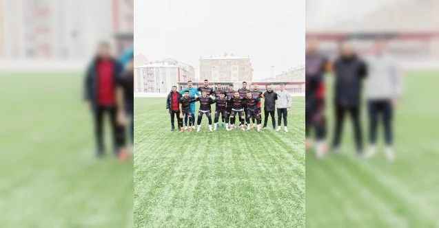 Bölgesel Amatör Lig 5. Bölge 3. Grupta mücadele eden temsilcimiz Yozgatspor 1959 FK hazırlık maçında karşılaştığı Yeşil Kamanspor'u 3-0 mağlup etti
