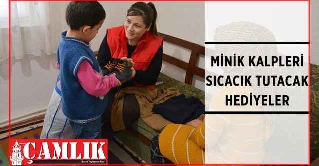 Kahramankazan Belediyesi, ilçede yaşayan ihtiyaç sahibi ailelerin çocuklarına mont, kaban ve kışlık kıyafet hediye etti
