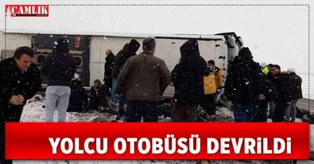 Yozgat'ta Yolcu Otobüsü Devrildi