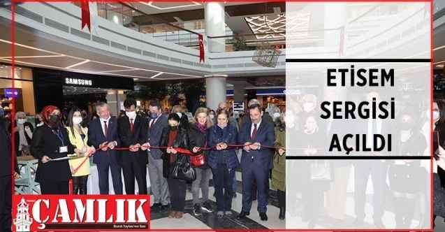 "Farklılıkların Birlikteliği" isimli karma sergi Etimesgut Belediye Başkanı Enver Demirel tarafından açıldı