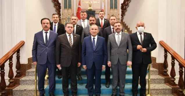 Yozgat Cumhur ittifakı belediyelerinden Adalet Bakanı Bekir Bozdağ’a  ‘hayırlı olsun’ ziyareti