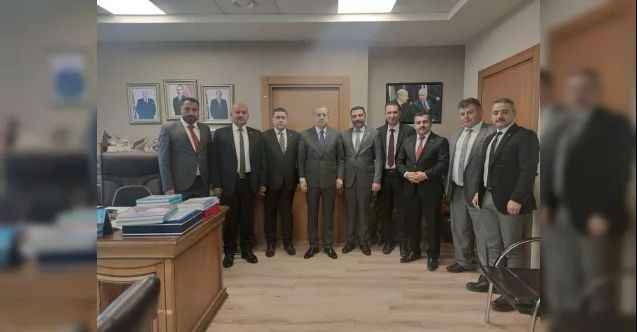 Yozgatlı heyet MHP Yerel Yönetimlerden Sorumlu Genel Başkan Yardımcımız Sadir Durmaz’ı ziyaret etti