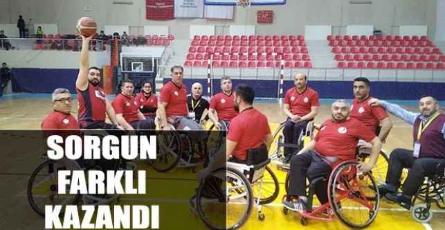 Umut Engelliler Spor Kulübü ligin dördüncü haftasında oynayacağı ve yoğun kar yağışı nedeniyle ertelenen Melikgazi Belediyespor maçı dün oynandı