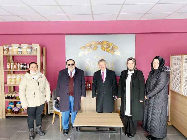 AK Parti Genel Merkez Yerel Yönetimler Başkan Yardımcısı Dr. Veli Böke kadın girişimcilerin artması gerektiğini söyledi