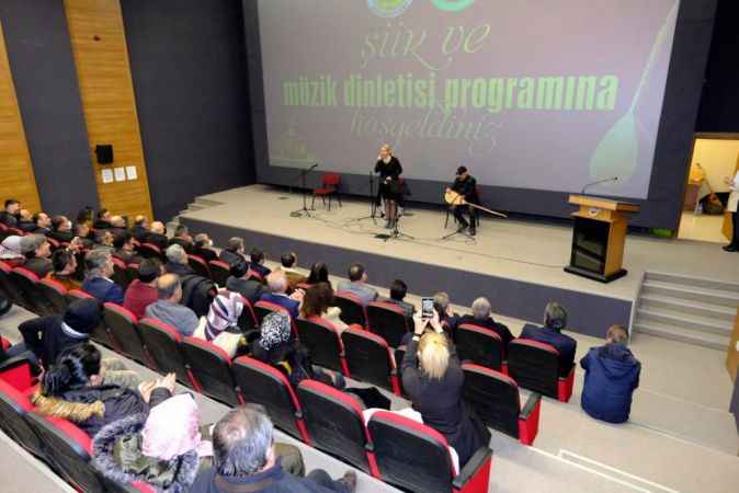 Yozgat’ın Akdağmadeni İlçesi’nde müzik ve şiir şöleni düzenlendi