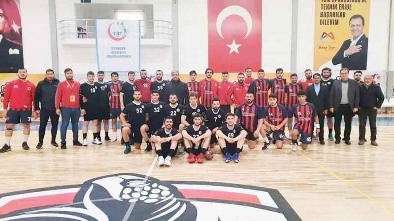 Yozgat Belediyesi Bozokspor onursal Başkanı Celal Köse; “Birinci lige çıkacağız”