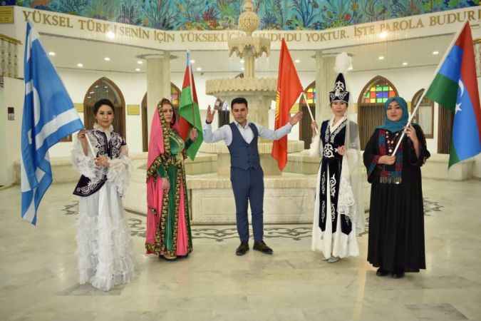 Türkmen Şairi Vaat Havdi’nin kaleme aldığı ‘Turan Gelecek’ şiirinin klipi Ankara’da çekildi
