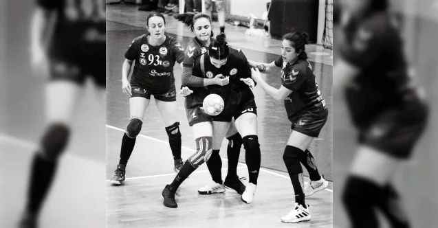 THF Kadınlar 1. Liginde mücadele eden temsilcimiz Yozgat Aile Sosyal Politikalar Gençlik ve Spor Kulübü ligin 17’nci haftasında deplasmanda Mersin Büyükşehir Belediyespor ile karşı karşıya geldi