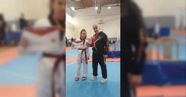 Okul Sporları kapsamında düzenlenen Yıldızlar Taekwondo grup müsabakaları tamamlandı. Üç gün süren grup maçlarında Yozgatlı sporcular 4 madalya ile döndü.