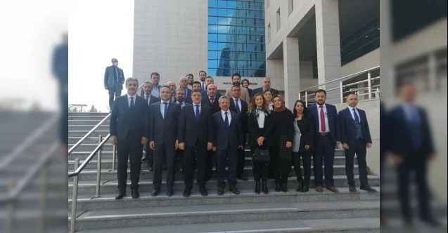 Yozgat’tan kalabalık bir heyet AK Parti Yozgat Milletvekili Yusuf Başer’i ziyaret etti